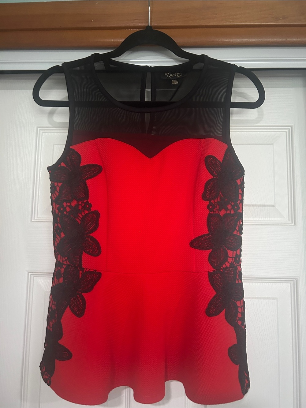 Thalia Sodi Red Sleeveless Peplum Top with Black Lace